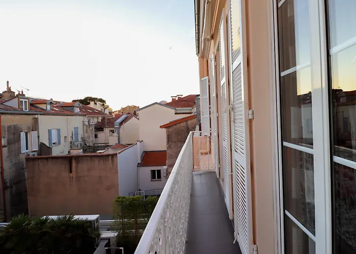 Bivouac Apartment Cannes